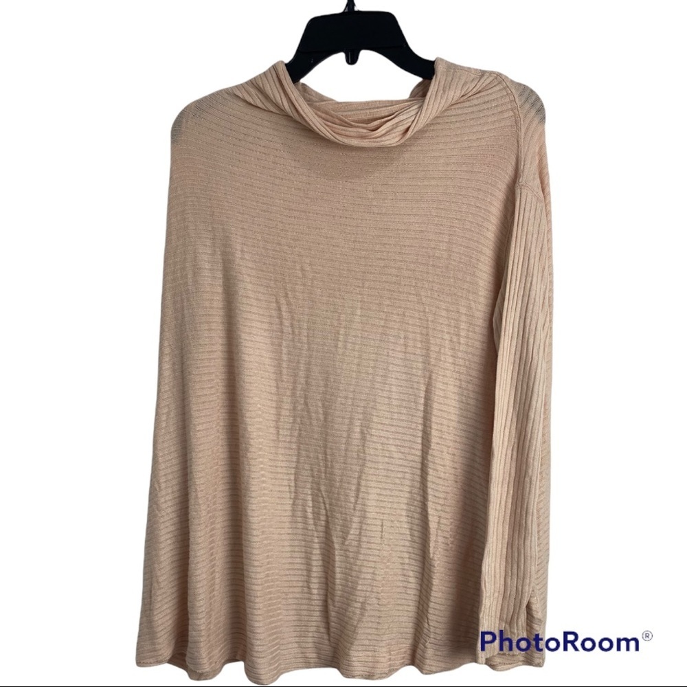 - Free people sweater size S pink ( peach) color good condition